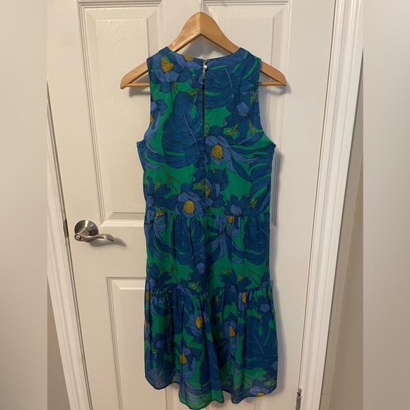 Tommy Hilfiger Summer dress fits a size 8 - Picture 4 of 5